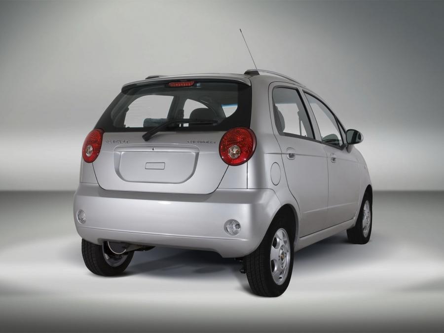  Chevrolet Spark 2005 года  (фото 8 из 16)